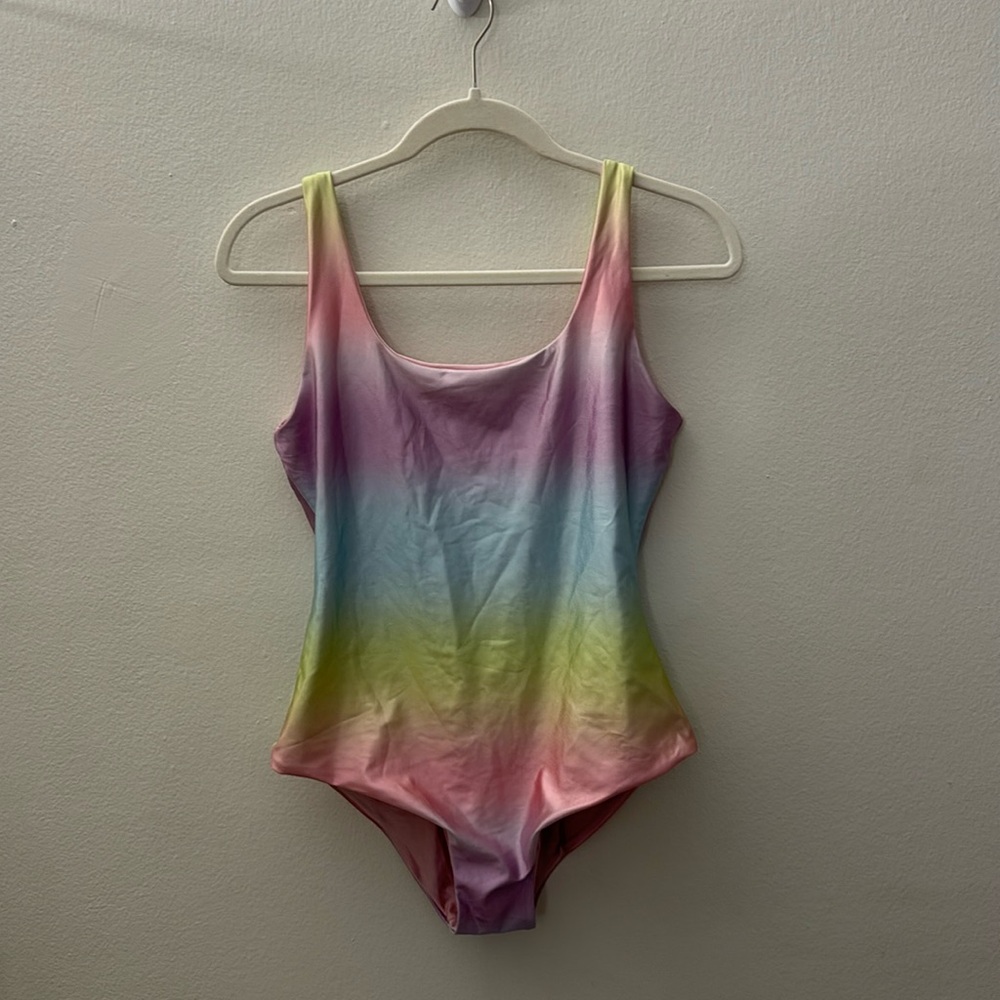 Pull&Bear One Piece Pink Swim Suite in US Size Large/Euro Size 30